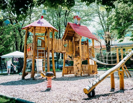 Hotel mit Spielplatz